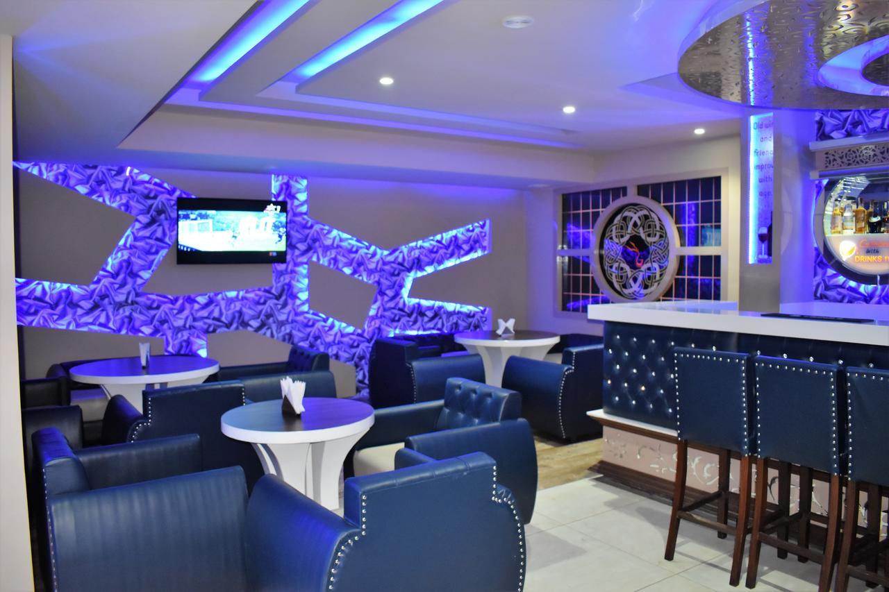 Hotel Ashish Continental Phagwāra Екстериор снимка